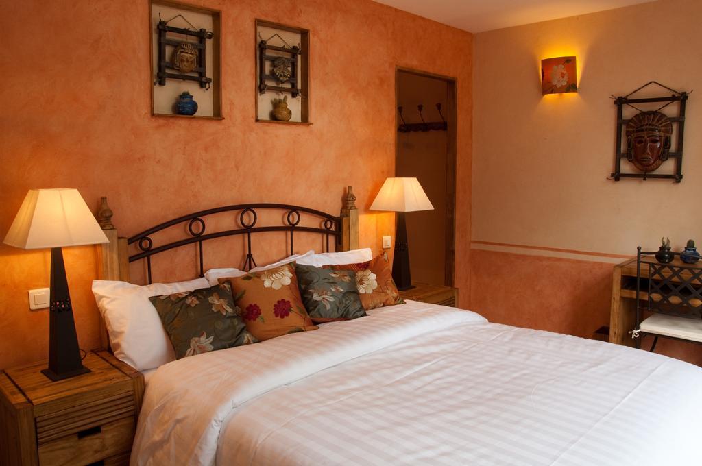 Bed and Breakfast Les Jardins De L'Hacienda Tarare Camera foto